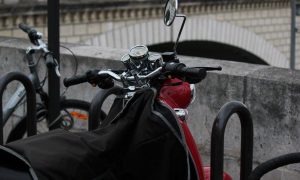 Noviteti u Francuskoj: Za motocikle na benzin od septembra naplata parkinga