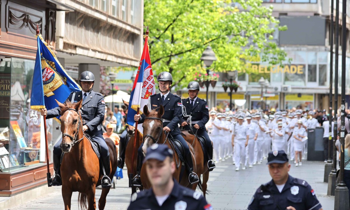 Povodom Dana MUP-a: Svečani defile policije u Beogradu