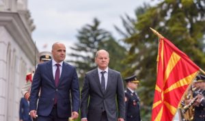 Šolc u Skoplju: EU obećala Sjevernoj Makedoniji početak pregovora