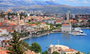 Kazne do 300 evra: U hrvatskom gradu počelo kažnjavanje za alkohol na javnim mjestima