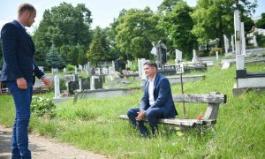 Stanivuković obišao „Gradsko groblje“: Stanje u javnim preduzećima mora biti bolje