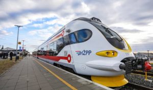 Mašinovođa zakasnio na posao: Putnici čekali 80 minuta voz za Zagreb