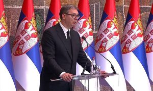 Vučić na svečanosti poručio: Vidovdan je naša golgota i naše vasrksenje