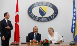 Turković sa Čavušogluom: Potpisani sporazumi koji olakšavaju diplomatsku komunikaciju