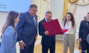 Dodik sa Beglovom: Dogovorena saradnja u obrazovanju i slanje najboljih maturanata u Sankt Peterburg