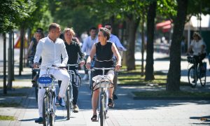 Sastanak završili na biciklima: Stanivuković ugostio evroparlamentarce FOTO