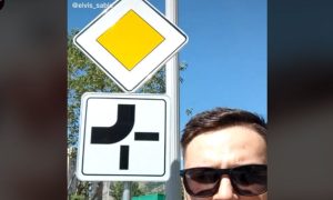 Kombinacija saobraćajnih znakova u BiH zbunjuje vozače VIDEO