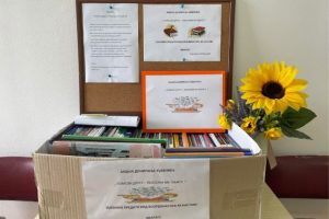 Medicinska škola u Banjaluci pokrenula akciju: “Pomozi drugu – pokloni mu knjigu”