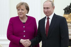 Merkelova poručila Putinu: Rat u Ukrajini je velika greška