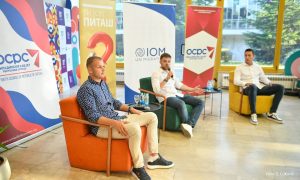 U organizaciji Omladinskog savjeta Srpske: Mladi razgovarali sa gradonačelnikom i predsjednikom Skupštine