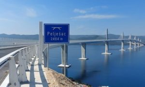Još nije otvoren za saobraćaj: Pelješki most zvanično dobio ime “Pelješac”