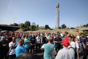 Dobili novu ponudu: Pregovori radnika Fijata i vlasti u Srbiji blizu dogovora