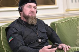 Kadirov se oglasio na mrežama: Oslobođeno 800 civila iz postrojenja “Azot”