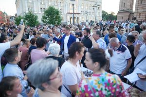 Slava kroz tradiciju, gradonačelnik poručio: Svaki Banjalučanin danas je domaćin FOTO