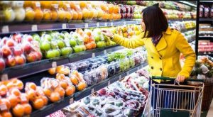 Mnogobrojni kupci žure u tržne centre: BiH potreban “crni petak” za životne namirnice