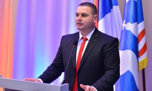 Mitrović pozvao komunalnu policiju: Kazniti gradonačelnika Bijeljine zbog reklamiranja