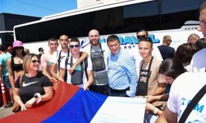 Đajić ispratio aktiviste: Mladi SNSD otputovali na ljetovanje u Grčku
