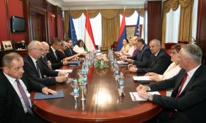 Sijarto sa Dodikom: Mađarska odobrila Srpskoj 35 miliona evra podrške