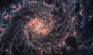 Svemirski teleskop zabilježio zapanjujući prizor: Fantomska galaksija na “oštrom fokusu”