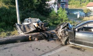 Automobili u rasulu: Stravičan sudar u banjalučkom naselju Lauš FOTO