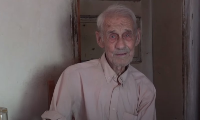 Djed Živan (105) je najstariji čovjek u Srbiji: Dugovječnost donose ljubav i vjera VIDEO