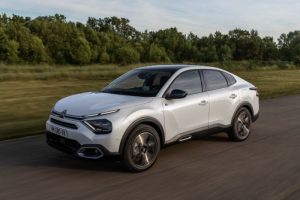 Predstavljen krajem juna: Citroen C4 X iz svih uglova FOTO