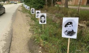 Put od Bratunca do Potočara: Fotografije ubijenih Srba postavljene pored ulice VIDEO