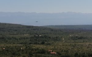 Situacija ozbiljna: Dva helikoptera gase požare na području Konjica i Čitluka