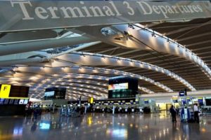 Aerodrom “Hitrou” zatražio da avio-kompanije prestanu sa prodajom karata