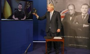 Zelenski od Džonsona dobio nagradu Vinston Čerčil: Ukrajina nije ostala sama poslije 24. februara