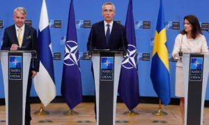 Istorijski trenutak: Finska i Švedska potpisale protokol za članstvo u NATO