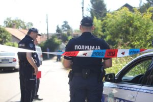 Detalji porodične tragedije: Kuhinjskim nožem ubio sina