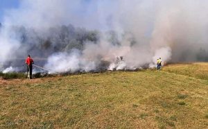 Zatraženo angažovanje helikoptera Oružanih snaga BiH: Vatra se širi prema Masnoj Luci i vikend naselju