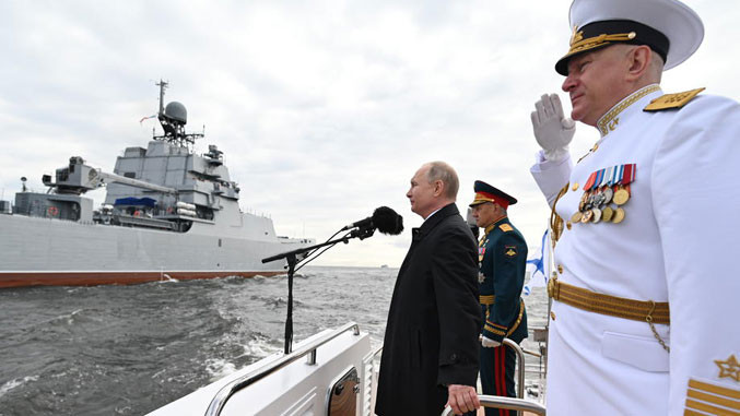 Putin: Rusija će svim sredstvima braniti svoje pomorske granice