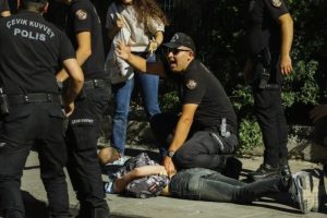 Uhapšeno najmanje 30 osoba: Turska policija prekinula Paradu ponosa u Ankari