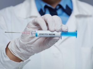 Borba protiv virusa: Švajcarci kupuju vakcine i lijekove protiv majmunskih boginja