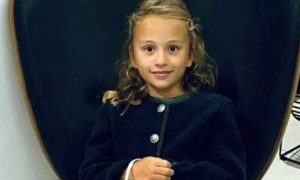 Život malog anđela se ugasio: Djevojčica (7) preminula nakon što je zgnječila mermerna statua