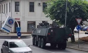 Neprijatna slika: Oklopna vozila EUFOR-a patrolirala ulicama Kozorske Dubice