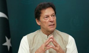Održava masovne skupove: Bivši premijer Pakistana optužen za terorizam