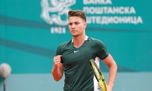 Kecmanović u osmini finala turnira u Napulju: U dva seta srušio domaću tenisku uzdanicu