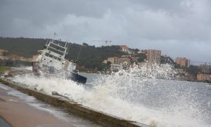 Oluje pogodile Korziku: Hiljadu domaćinstava bez struje, dvoje poginulo