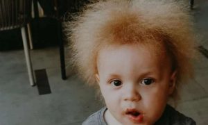 Jedno od stotinu djece na cijelom svijetu: Lav iz Kragujevca sa neobičnom kosom