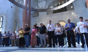 Ubijeni tokom hrvatske akcije “Oluja”: U Crkvi Svetog Marka u Beogradu služen parastos Srbima