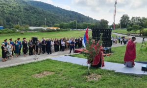 Služen parastos: Na Ozrenu počelo obilježavanje dana nestalih i poginulih Srba