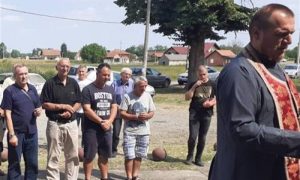 Sjećanje na poginule vojnike i civile: U Slatini kod Šamca služen parastos