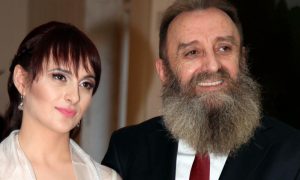 Slavlje u porodici: Političar Predrag Marković i njegova 36 godina mlađa supruga dobili kćerku