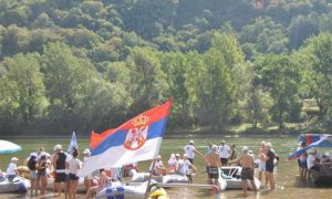 Oko stotinu plovila sa više od 700 učesnika: Krenula “Zvornička regata”