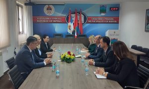 Sastanak sa rukovodstvom opštine: Cvijanovićeva i Tegeltija posjetili Ribnik