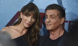 Nakon 25 godina braka: Supruga Silvestera Stalonea glumcu predala papire za razvod