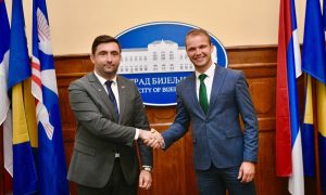 Uputio čestitke: Stanivuković prisustvovao obilježavanju krsne slave Bijeljine